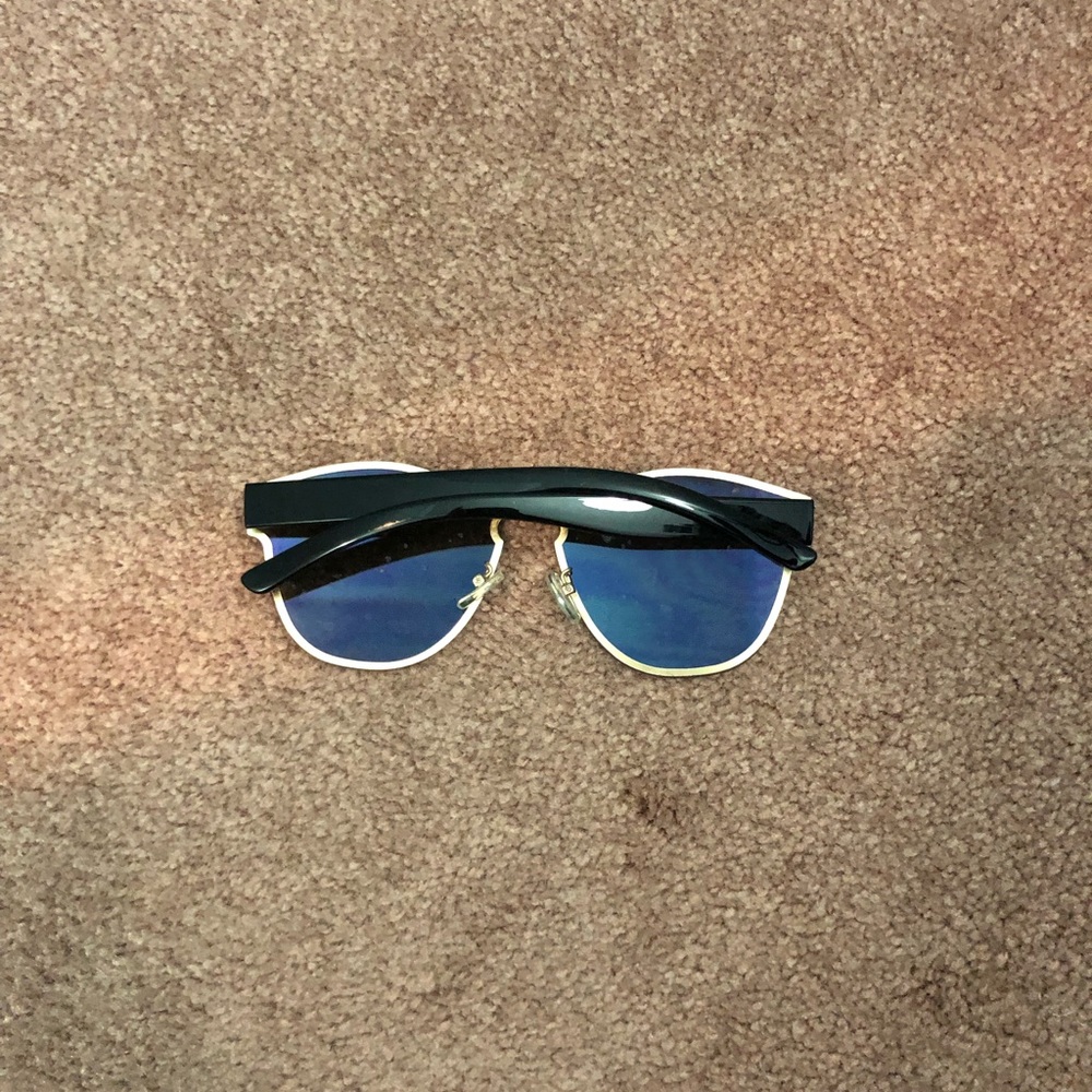Sunglasses - Picture 2 of 2